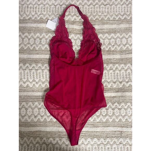 B Temptd Wacoal S Bodysuit Ciao Bella Thong Lace Plunge Intimated Teddy NEW - Picture 5 of 5